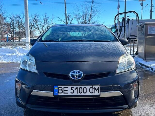 Серый Тойота Приус, объемом двигателя 1.8 л и пробегом 16400 тыс. км за 11800 $, фото 1 на Automoto.ua