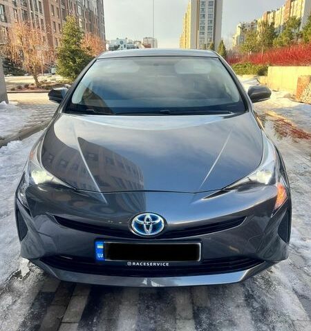 Серый Тойота Приус, объемом двигателя 0 л и пробегом 139 тыс. км за 16000 $, фото 1 на Automoto.ua