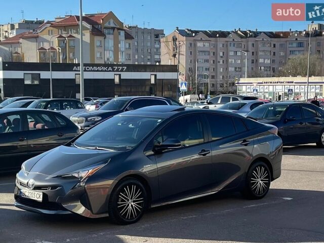 Серый Тойота Приус, объемом двигателя 1.8 л и пробегом 165 тыс. км за 18500 $, фото 1 на Automoto.ua