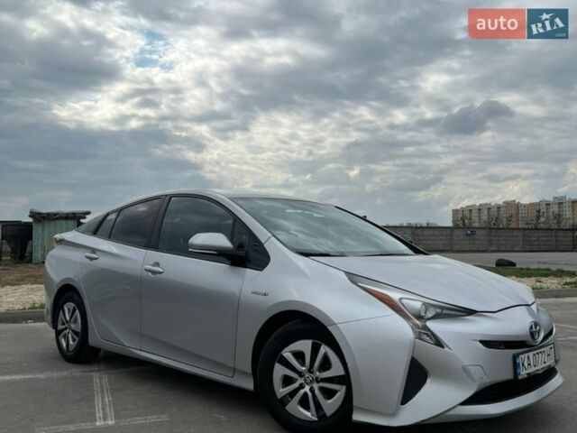 Серый Тойота Приус, объемом двигателя 1.8 л и пробегом 218 тыс. км за 14500 $, фото 1 на Automoto.ua