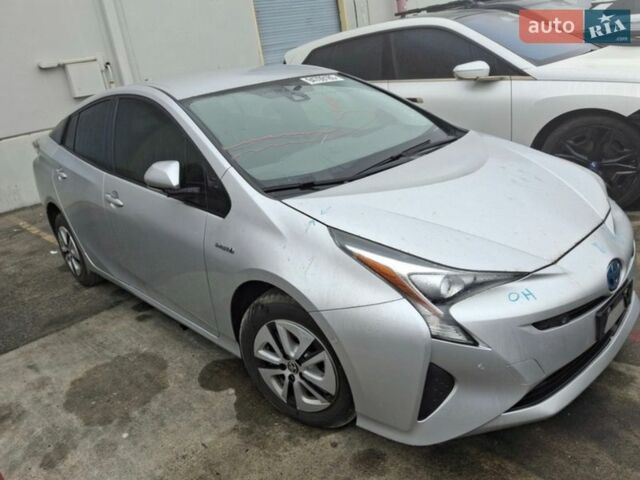 Серый Тойота Приус, объемом двигателя 1.8 л и пробегом 190 тыс. км за 12500 $, фото 1 на Automoto.ua