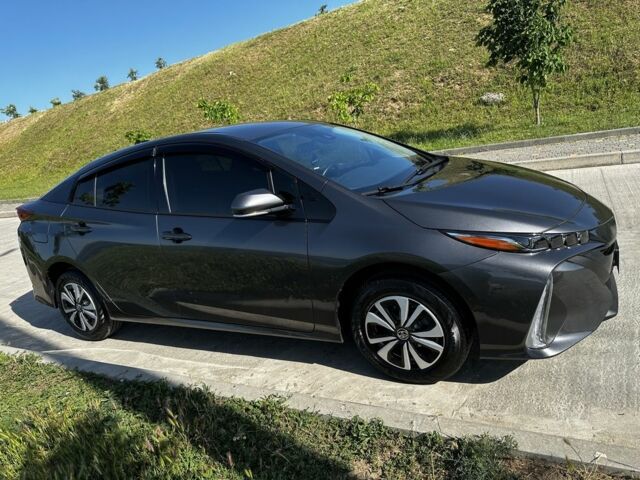 Сірий Тойота Пріус, об'ємом двигуна 1.8 л та пробігом 93 тис. км за 23800 $, фото 1 на Automoto.ua