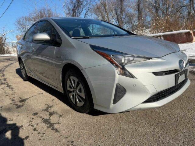 Сірий Тойота Пріус, об'ємом двигуна 1.8 л та пробігом 68 тис. км за 4500 $, фото 1 на Automoto.ua