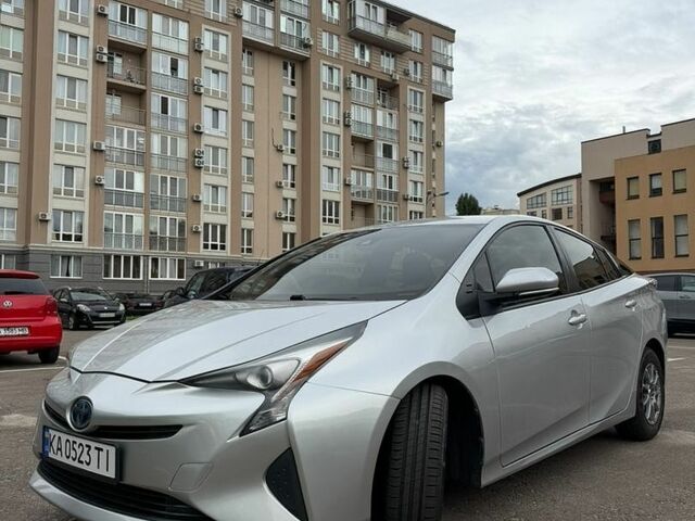 Серый Тойота Приус, объемом двигателя 1.8 л и пробегом 116 тыс. км за 18500 $, фото 1 на Automoto.ua