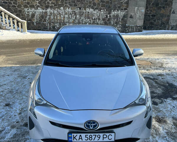 Серый Тойота Приус, объемом двигателя 1.8 л и пробегом 166 тыс. км за 15500 $, фото 1 на Automoto.ua