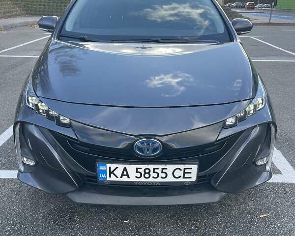 Сірий Тойота Пріус, об'ємом двигуна 1.8 л та пробігом 99 тис. км за 18300 $, фото 1 на Automoto.ua