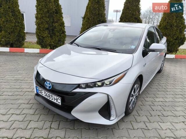 Серый Тойота Приус, объемом двигателя 1.8 л и пробегом 85 тыс. км за 22000 $, фото 1 на Automoto.ua