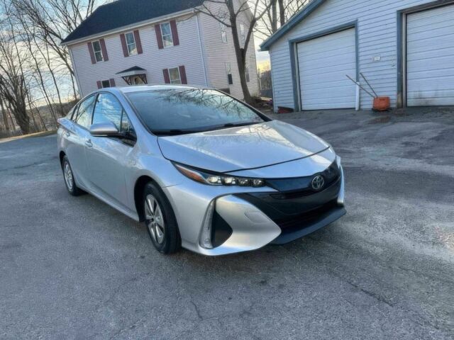 Сірий Тойота Пріус, об'ємом двигуна 1.8 л та пробігом 49 тис. км за 4600 $, фото 1 на Automoto.ua