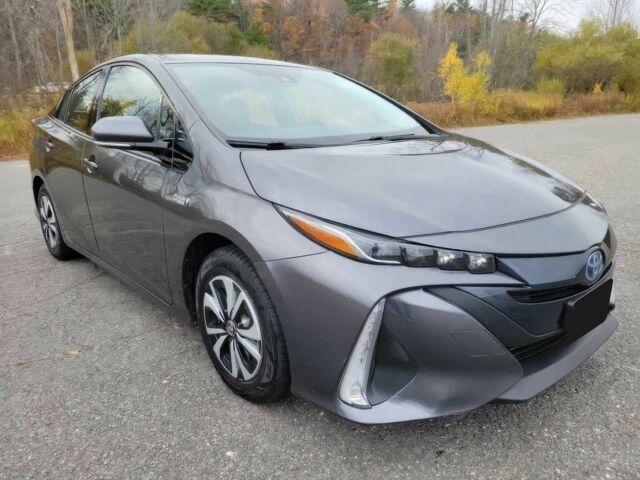 Сірий Тойота Пріус, об'ємом двигуна 1.8 л та пробігом 36 тис. км за 4600 $, фото 1 на Automoto.ua