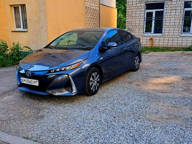 Сірий Тойота Пріус, об'ємом двигуна 1.8 л та пробігом 63 тис. км за 19000 $, фото 1 на Automoto.ua