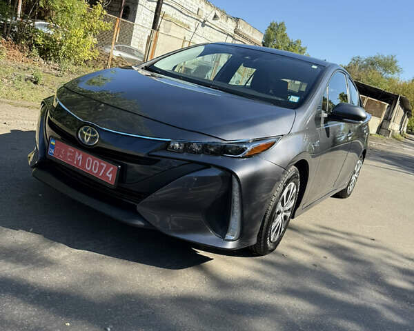 Сірий Тойота Пріус, об'ємом двигуна 1.8 л та пробігом 71 тис. км за 25000 $, фото 1 на Automoto.ua