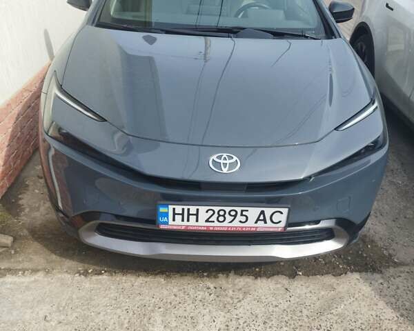 Серый Тойота Приус, объемом двигателя 2 л и пробегом 50 тыс. км за 29500 $, фото 1 на Automoto.ua