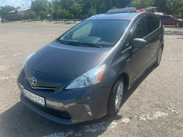 Серый Тойота Приус, объемом двигателя 1.8 л и пробегом 182 тыс. км за 12650 $, фото 1 на Automoto.ua