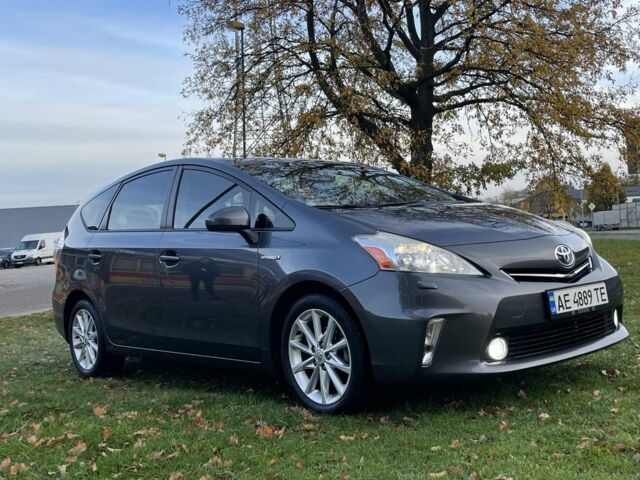 Сірий Тойота Пріус, об'ємом двигуна 1.8 л та пробігом 377 тис. км за 11518 $, фото 1 на Automoto.ua