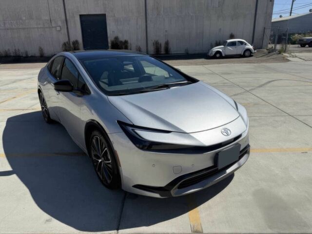 Серый Тойота Приус, объемом двигателя 2 л и пробегом 15 тыс. км за 17200 $, фото 1 на Automoto.ua