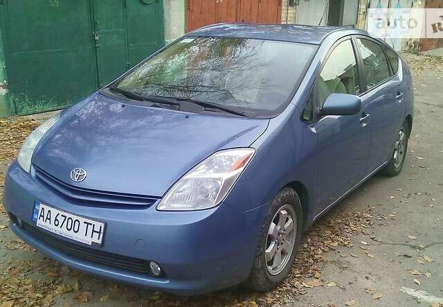 Синий Тойота Приус, объемом двигателя 1.5 л и пробегом 278 тыс. км за 5800 $, фото 1 на Automoto.ua