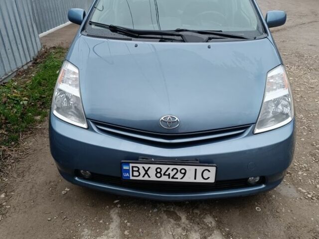 Синий Тойота Приус, объемом двигателя 1.5 л и пробегом 226 тыс. км за 5500 $, фото 1 на Automoto.ua