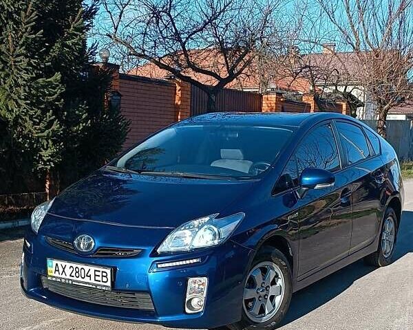 Синій Тойота Пріус, об'ємом двигуна 1.8 л та пробігом 157 тис. км за 12200 $, фото 1 на Automoto.ua