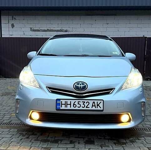 Синий Тойота Приус, объемом двигателя 1.8 л и пробегом 278 тыс. км за 13000 $, фото 1 на Automoto.ua