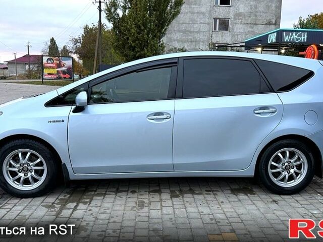 Синій Тойота Пріус, об'ємом двигуна 1.8 л та пробігом 278 тис. км за 13000 $, фото 1 на Automoto.ua