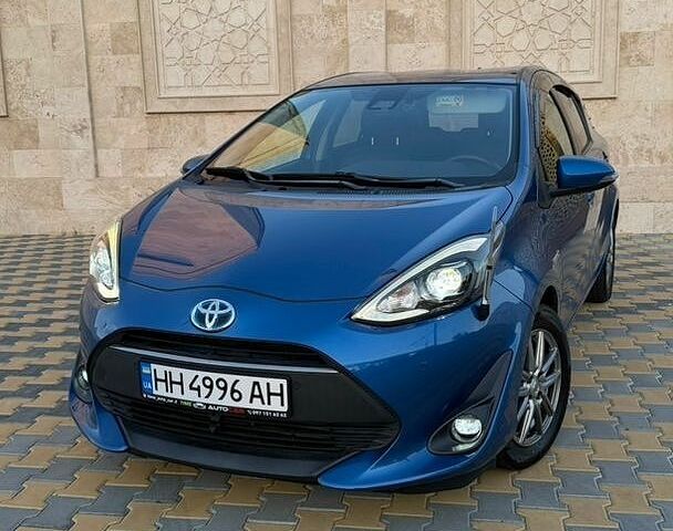 Синий Тойота Приус, объемом двигателя 1.5 л и пробегом 77 тыс. км за 12999 $, фото 1 на Automoto.ua