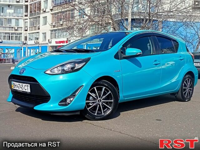 Синій Тойота Пріус, об'ємом двигуна 15 л та пробігом 60 тис. км за 13700 $, фото 1 на Automoto.ua