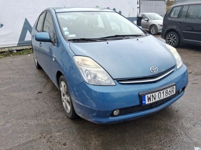 Синий Тойота Приус, объемом двигателя 0 л и пробегом 220 тыс. км за 3919 $, фото 1 на Automoto.ua