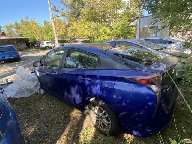 Синий Тойота Приус, объемом двигателя 0 л и пробегом 159 тыс. км за 11998 $, фото 1 на Automoto.ua