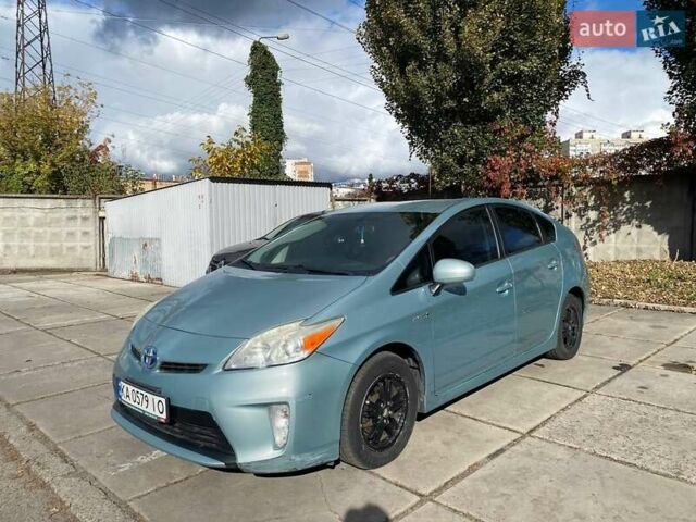 Зеленый Тойота Приус, объемом двигателя 1.8 л и пробегом 300 тыс. км за 10000 $, фото 1 на Automoto.ua