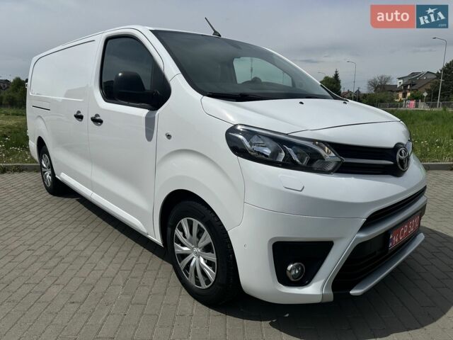 Белый Тойота Proace, объемом двигателя 2 л и пробегом 142 тыс. км за 17999 $, фото 1 на Automoto.ua