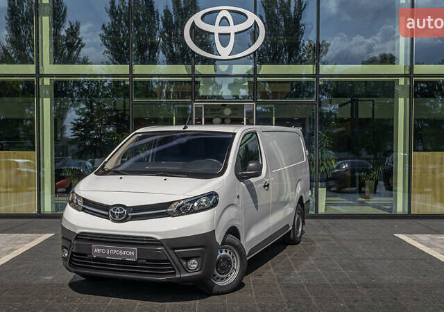 Білий Тойота Proace, об'ємом двигуна 2 л та пробігом 27 тис. км за 26249 $, фото 1 на Automoto.ua