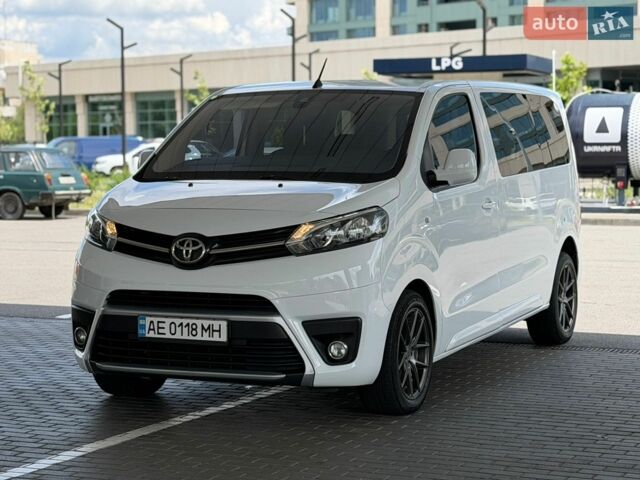 Білий Тойота Proace, об'ємом двигуна 2 л та пробігом 137 тис. км за 25500 $, фото 1 на Automoto.ua