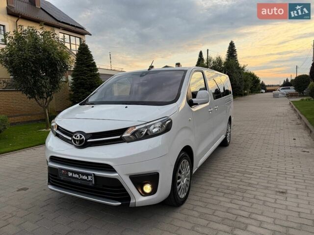 Белый Тойота Proace, объемом двигателя 2 л и пробегом 50 тыс. км за 28999 $, фото 1 на Automoto.ua
