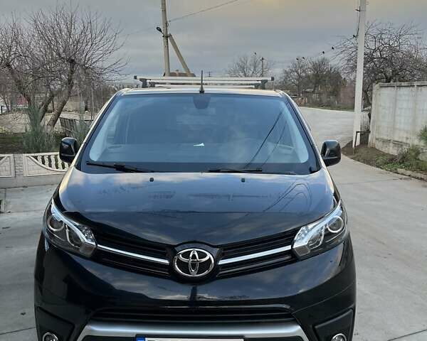 Чорний Тойота Proace, об'ємом двигуна 0 л та пробігом 94 тис. км за 23500 $, фото 1 на Automoto.ua