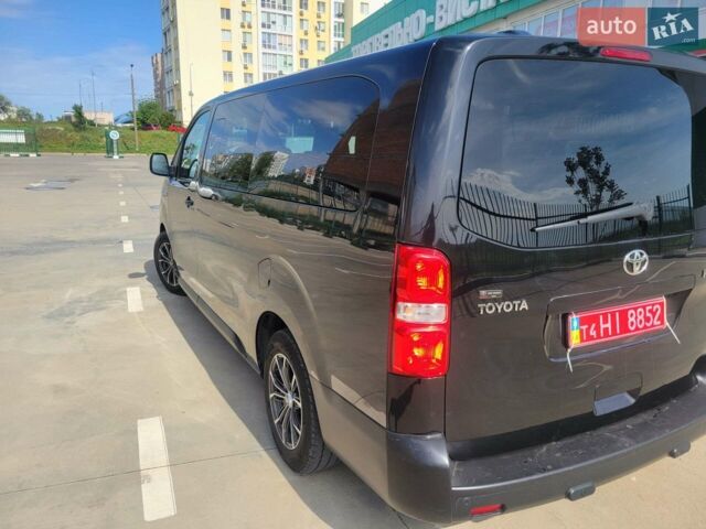 Черный Тойота Proace, объемом двигателя 2 л и пробегом 230 тыс. км за 25300 $, фото 1 на Automoto.ua