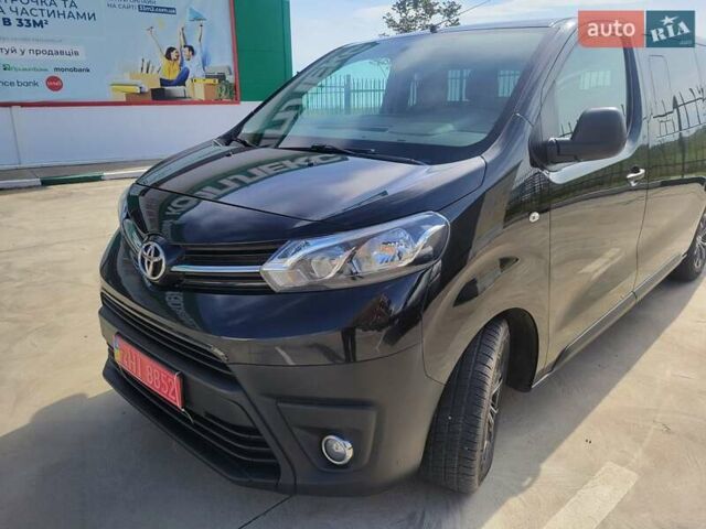 Чорний Тойота Proace, об'ємом двигуна 2 л та пробігом 230 тис. км за 26000 $, фото 1 на Automoto.ua