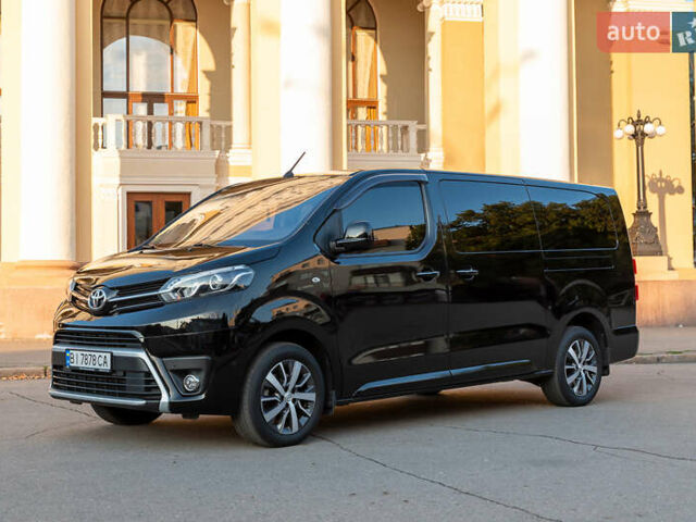 Черный Тойота Proace, объемом двигателя 2 л и пробегом 40 тыс. км за 47800 $, фото 1 на Automoto.ua