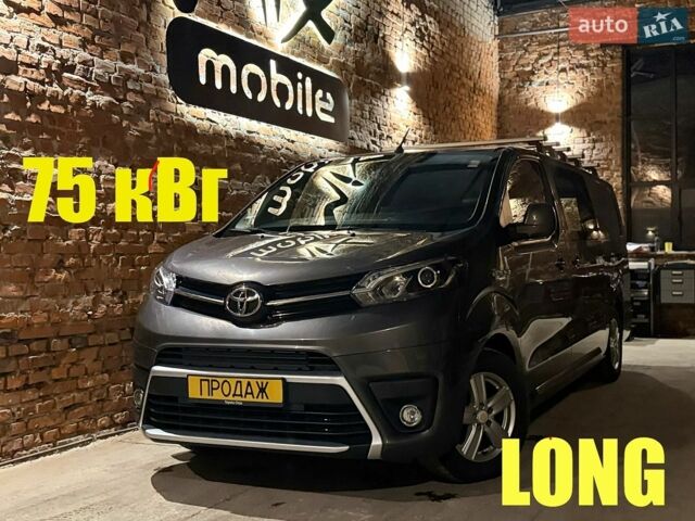 Сірий Тойота Proace, об'ємом двигуна 0 л та пробігом 79 тис. км за 29777 $, фото 1 на Automoto.ua