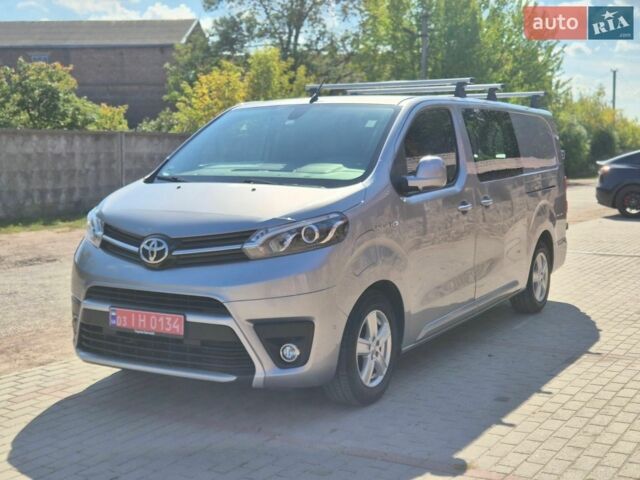 Сірий Тойота Proace, об'ємом двигуна 0 л та пробігом 239 тис. км за 21500 $, фото 1 на Automoto.ua