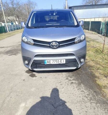 Серый Тойота Proace, объемом двигателя 2 л и пробегом 31 тыс. км за 41000 $, фото 1 на Automoto.ua