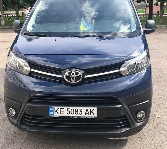 Синій Тойота Proace, об'ємом двигуна 2 л та пробігом 218 тис. км за 14999 $, фото 1 на Automoto.ua
