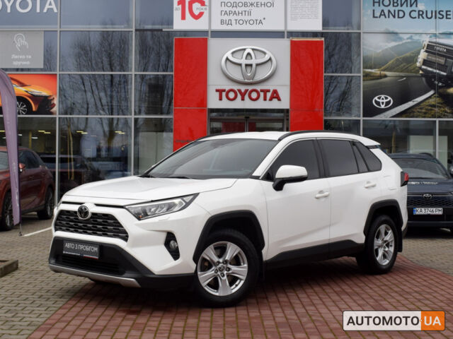 Білий Тойота РАВ 4, об'ємом двигуна 2 л та пробігом 112 тис. км за 26800 $, фото 1 на Automoto.ua
