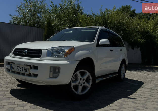 Білий Тойота РАВ 4, об'ємом двигуна 2 л та пробігом 170 тис. км за 6950 $, фото 1 на Automoto.ua