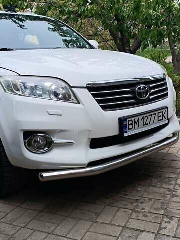 Белый Тойота РАВ 4, объемом двигателя 2 л и пробегом 224 тыс. км за 13100 $, фото 1 на Automoto.ua