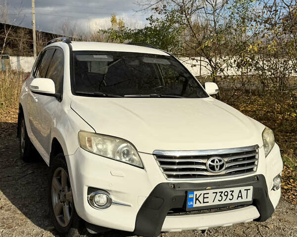 Белый Тойота РАВ 4, объемом двигателя 1.99 л и пробегом 162 тыс. км за 13500 $, фото 1 на Automoto.ua