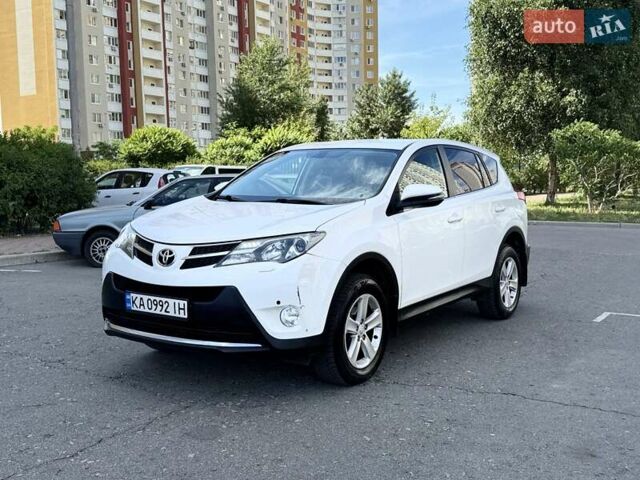 Білий Тойота РАВ 4, об'ємом двигуна 1.99 л та пробігом 215 тис. км за 14600 $, фото 1 на Automoto.ua
