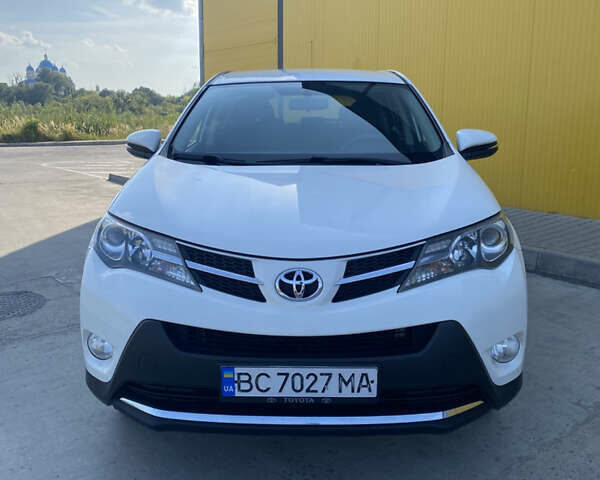 Білий Тойота РАВ 4, об'ємом двигуна 2.23 л та пробігом 161 тис. км за 14900 $, фото 1 на Automoto.ua