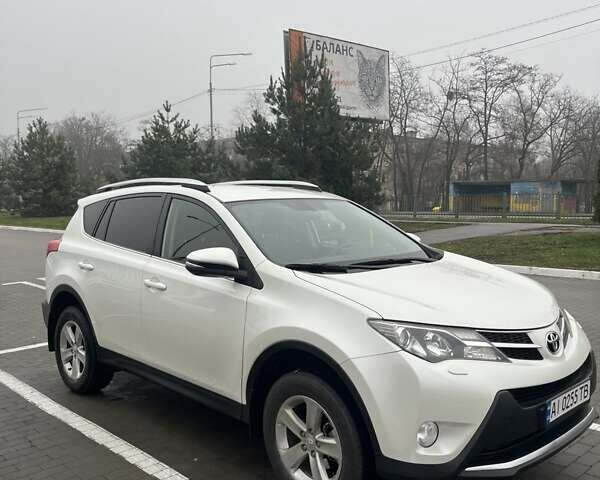 Білий Тойота РАВ 4, об'ємом двигуна 2.23 л та пробігом 157 тис. км за 17200 $, фото 1 на Automoto.ua