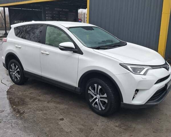 Білий Тойота РАВ 4, об'ємом двигуна 1.99 л та пробігом 131 тис. км за 18000 $, фото 1 на Automoto.ua