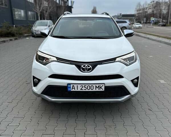 Білий Тойота РАВ 4, об'ємом двигуна 2.5 л та пробігом 85 тис. км за 19700 $, фото 1 на Automoto.ua